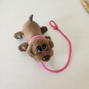 Vintage Brown Pound Puppy Dog WIGGLE N WALK Baby Pink Leash GALOOB 1996 Y2K Toy